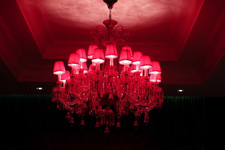 深圳巾幗會所-綻放設計團隊