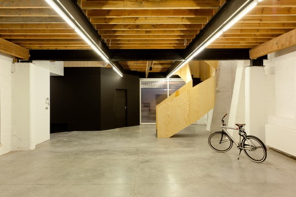 現代風格辦公室裝修設計效果圖