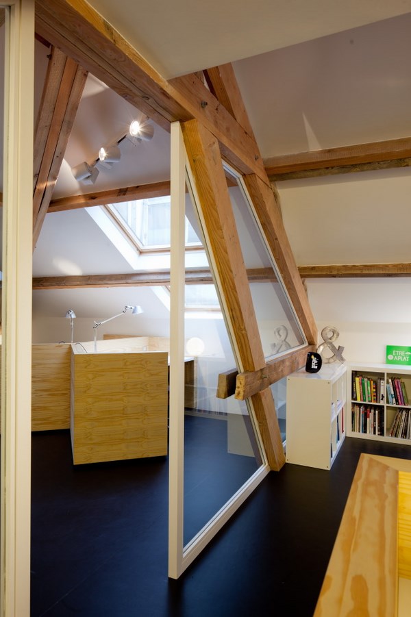 現代風格辦公室裝修設計效果圖