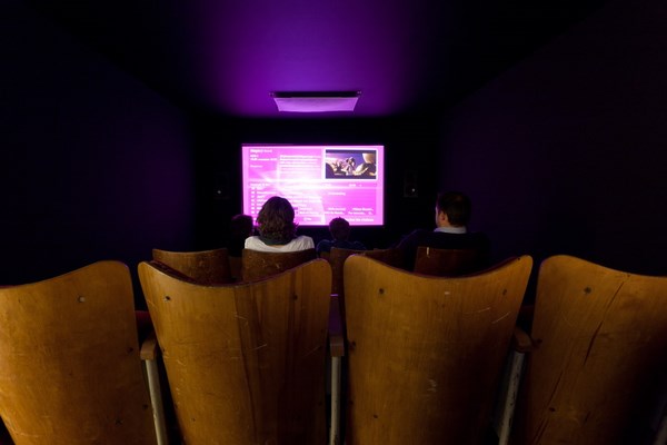 現代風格辦公室裝修設計效果圖