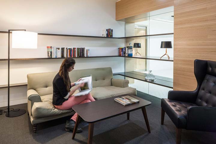 現代風格辦公室裝修設計效果圖