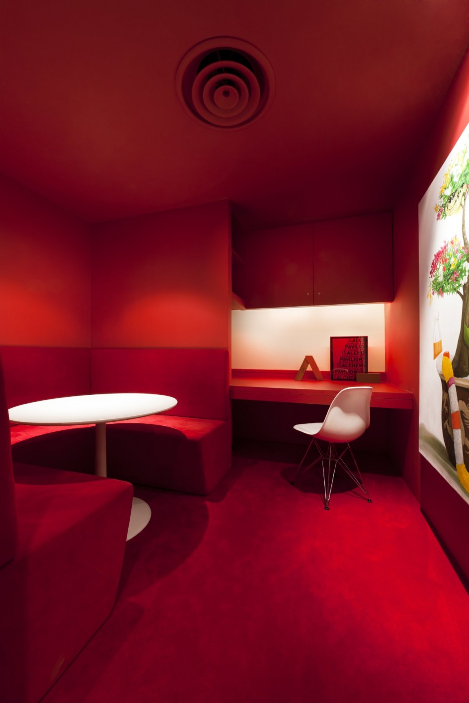 國外LOFT風格辦公室裝修設計效果圖