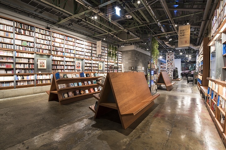 商業空間，書店設計，韓國書店設計，韓國YES24實體店