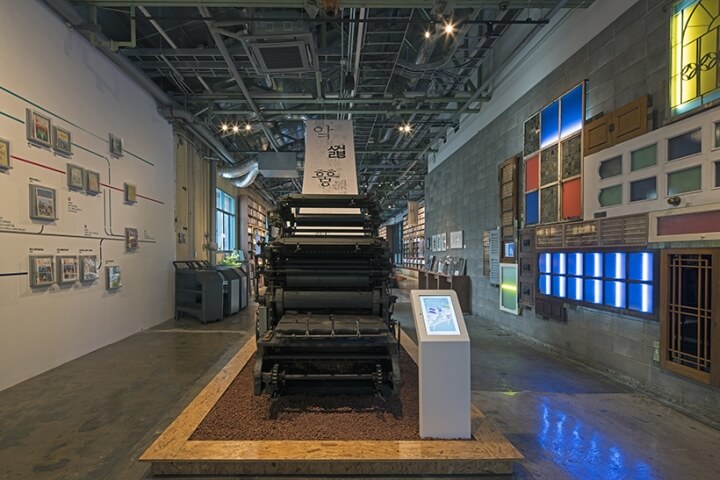 商業空間,書店設計,韓國書店設計,韓國YES24實體店