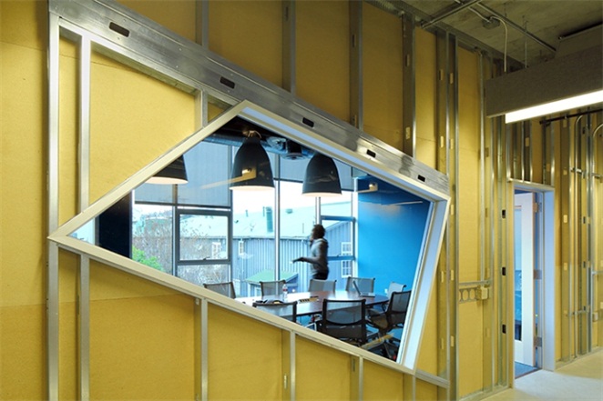 Funny Or DieLOFT風格辦公室裝修設計效果圖