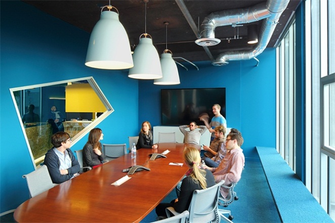 Funny Or DieLOFT風格辦公室裝修設計效果圖