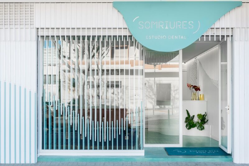 “美麗笑容”西班牙Somriures牙科診所設計