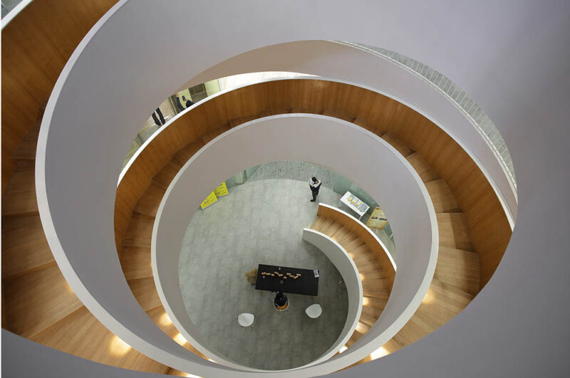 建築改造之上海靜安和成大樓改造創新辦公和商業綜合體