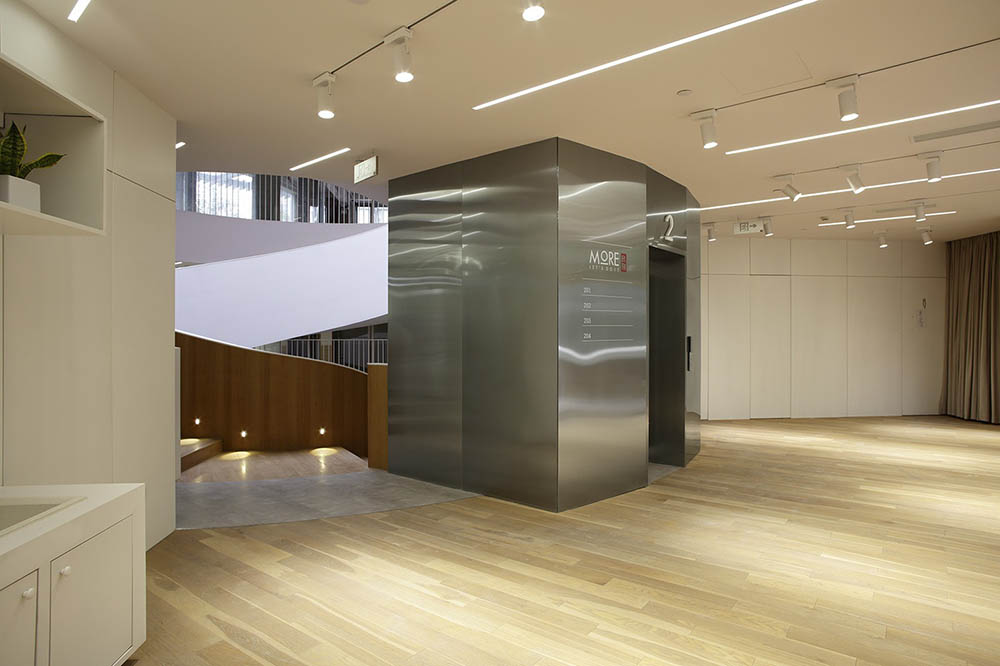 上海建築改造,辦公室改造設計,上海靜安和成大樓改造,舊建築改造設計,商業綜合體改造