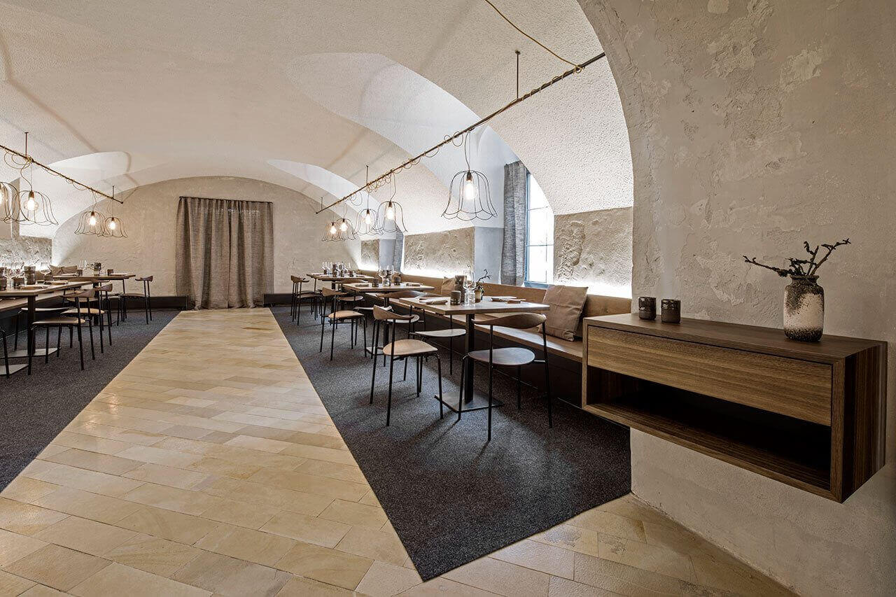 餐飲空間，建築改造，國外餐廳設計，Rossbarth餐廳，現代主義餐廳設計，現代簡約餐廳設計