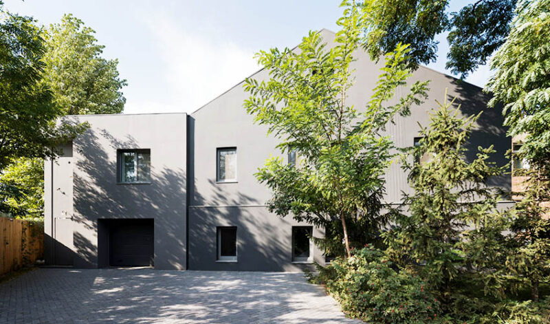 烏克蘭165㎡簡約灰係獨棟自然宅