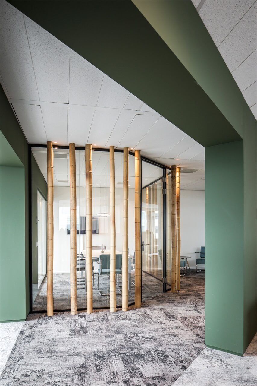 辦公空間,國外辦公室設計,保險公司辦公室設計,現代風格辦公室設計