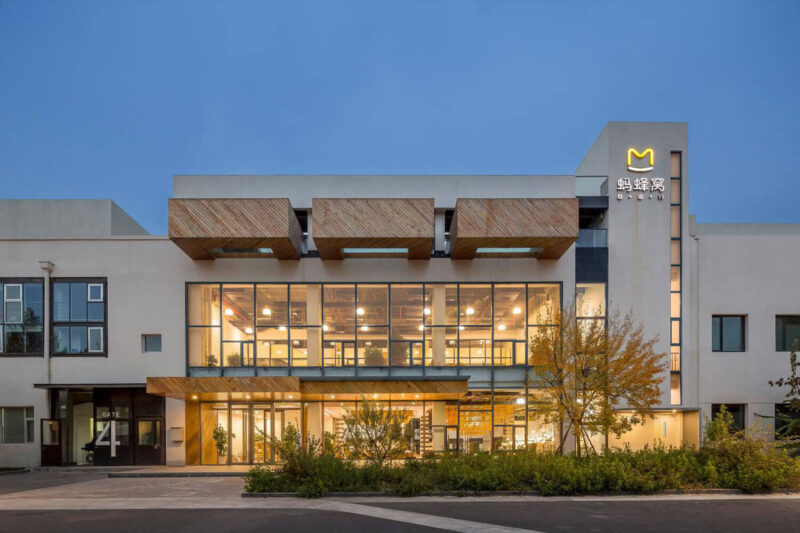 重構上世紀顯像管工廠：北京馬蜂窩旅遊網全球總部設計