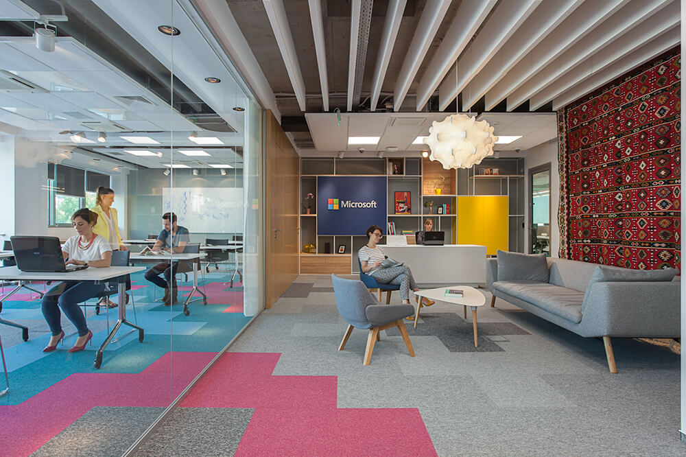 辦公空間,國外辦公室設計,微軟辦公室設計,現代風格辦公室設計,科技公司辦公室設計,馬其頓斯科普裏,地域風情