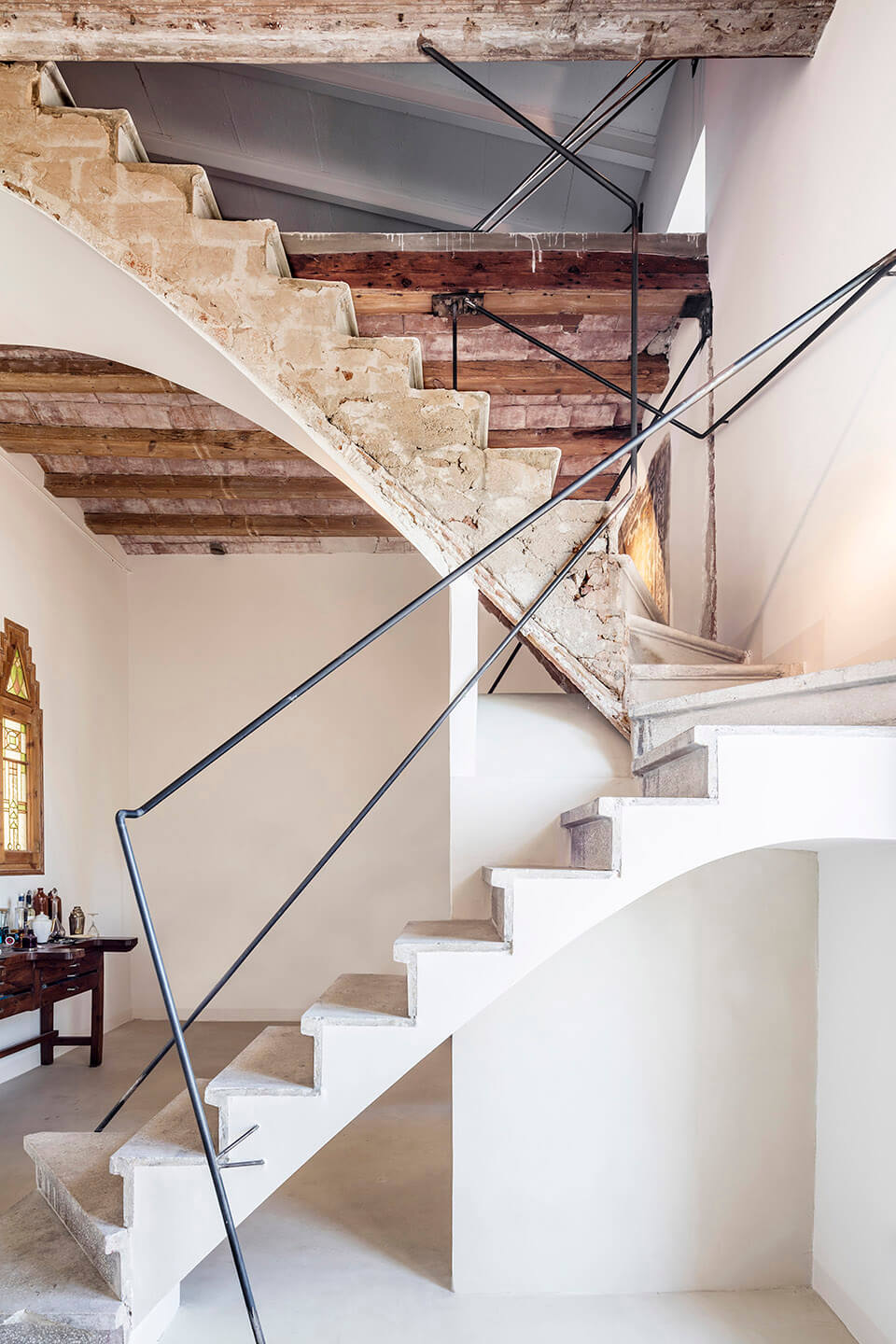 改造空間,老建築改造設計,住宅改造設計,現代風格住宅設計,現代化改造設計