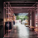 粉紅街頭風！比利時安德衛普Sneaker District店麵設計