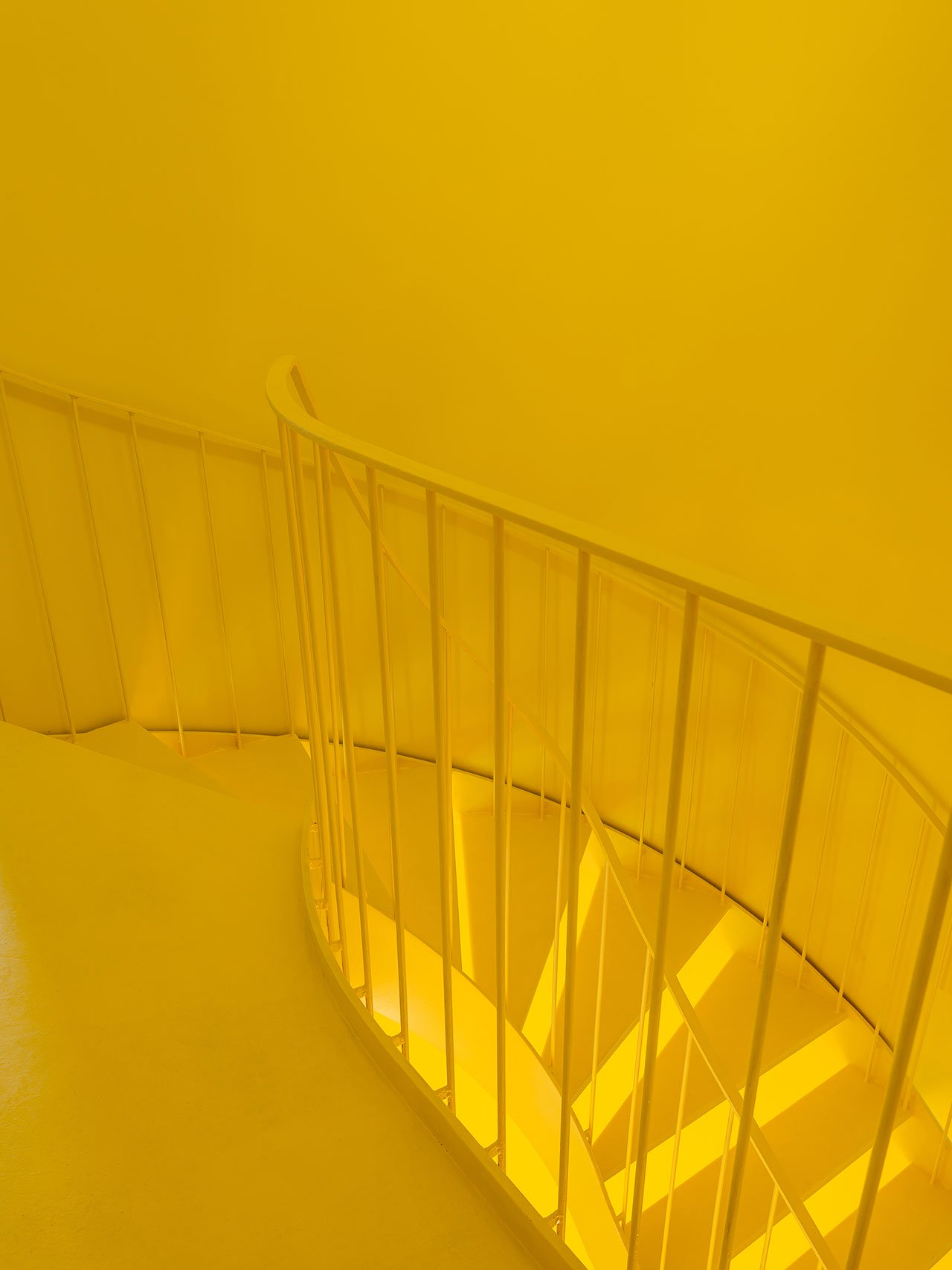 改造空間，老建築改造設計，旅舍設計，極簡主義，建築改造，建築改造，小酒店空間，民宿設計