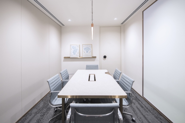 辦公空間，辦公室設計，香港辦公室設計，地產集團辦公室設計，集團公司辦公室設計，開放式辦公室設計