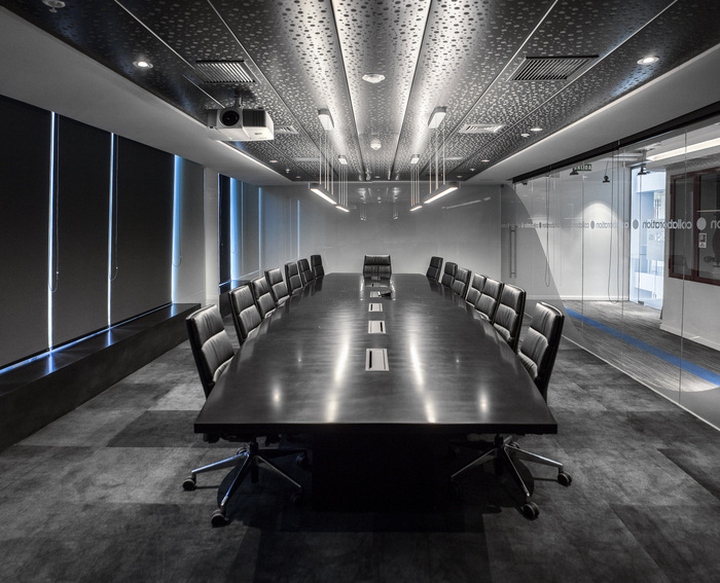 辦公空間,阿迪達斯辦公室設計,智利辦公室設計,運動公司辦公室設計,創意辦公室設計