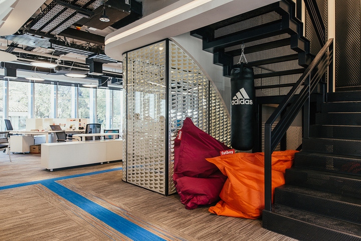 辦公空間，阿迪達斯辦公室設計，智利辦公室設計，運動公司辦公室設計，創意辦公室設計