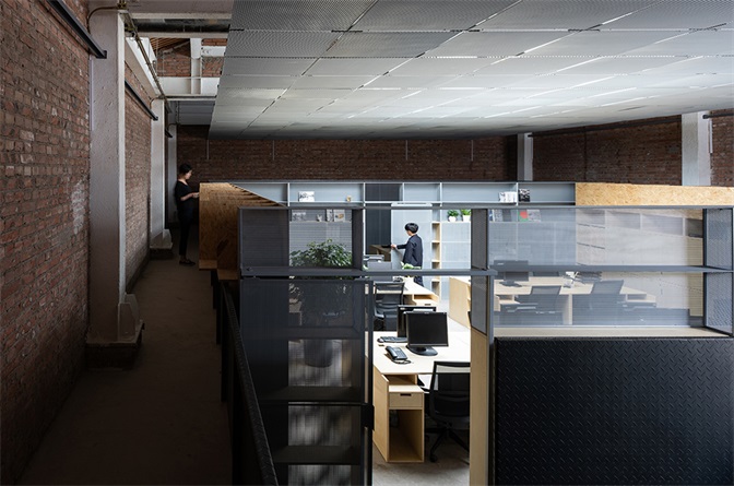 辦公空間，多功能空間，PAGEONE辦公室與藝文展場，建築改造，胡同改造設計，商業與辦公空間，文創空間