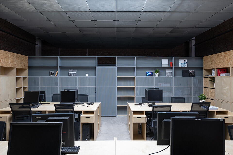 辦公空間，多功能空間，PAGEONE辦公室與藝文展場，建築改造，胡同改造設計，商業與辦公空間，文創空間