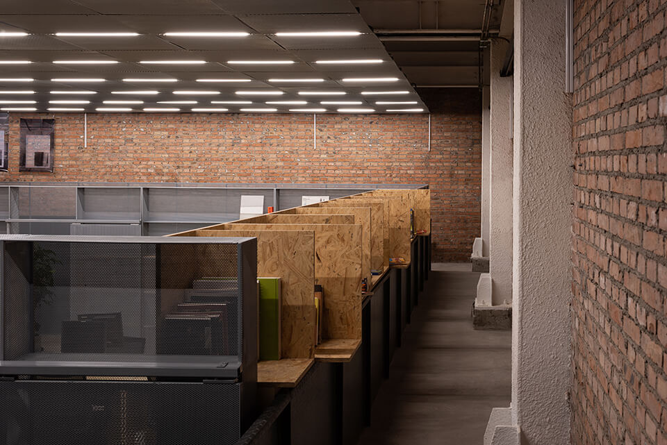 辦公空間，多功能空間，PAGEONE辦公室與藝文展場，建築改造，胡同改造設計，商業與辦公空間，文創空間