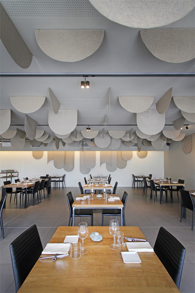 餐飲空間,毛氈材質,現代風格餐廳設計,餐廳設計,130平米餐廳設計