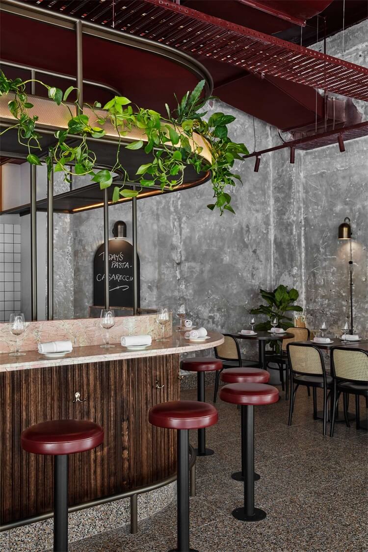 餐飲空間,餐廳設計,國外餐廳設計,意大利餐廳設計,優雅工業風餐廳設計,休閑餐廳設計
