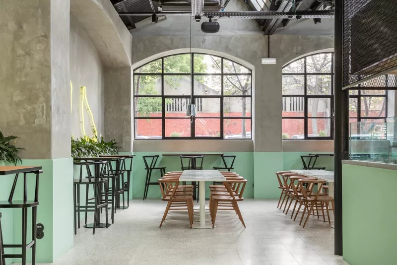 餐飲空間,餐廳設計,國外餐廳設計,工業風餐廳設計,優雅工業風餐廳設計,建築改造餐廳設計