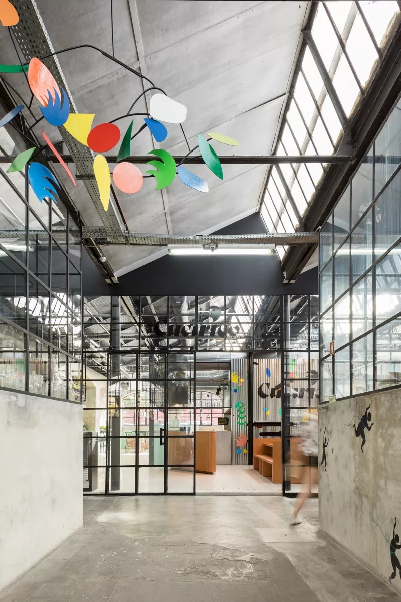 餐飲空間,餐廳設計,國外餐廳設計,工業風餐廳設計,優雅工業風餐廳設計,建築改造餐廳設計