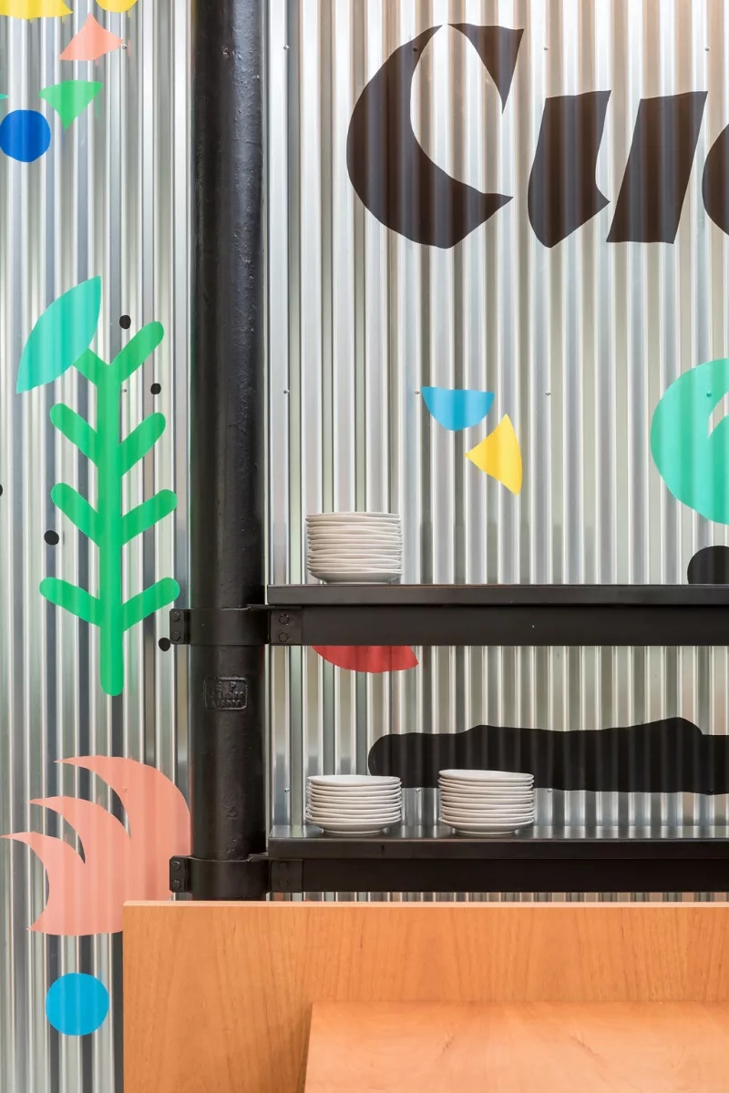 餐飲空間,餐廳設計,國外餐廳設計,工業風餐廳設計,優雅工業風餐廳設計,建築改造餐廳設計