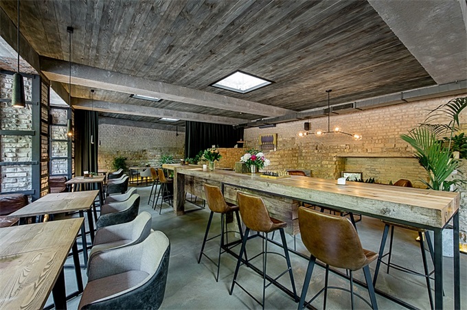 餐飲空間,建築改造,工業風餐廳設計,餐廳設計,酒吧餐廳設計,2B.GROUP