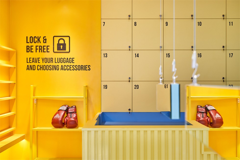 商業空間,體育用品店設計,小商店設計,色彩主義設計,撞色空間