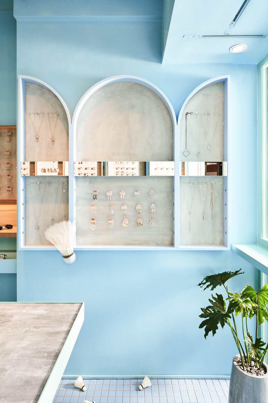 商業空間,體育用品店設計,小商店設計,色彩主義設計,撞色空間