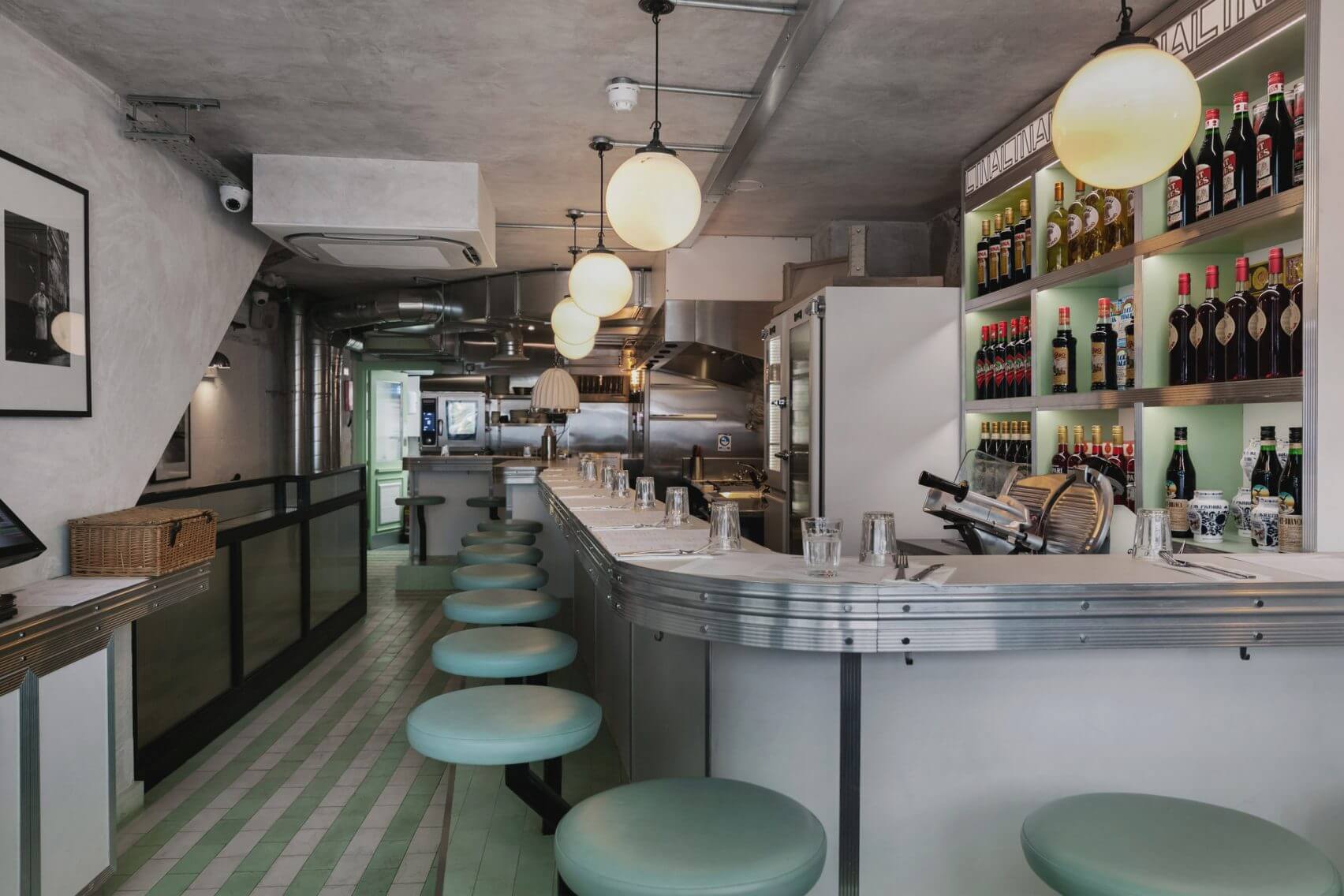餐飲空間，餐廳設計，小食店設計，倫敦複古風餐廳設計，熟食店設計