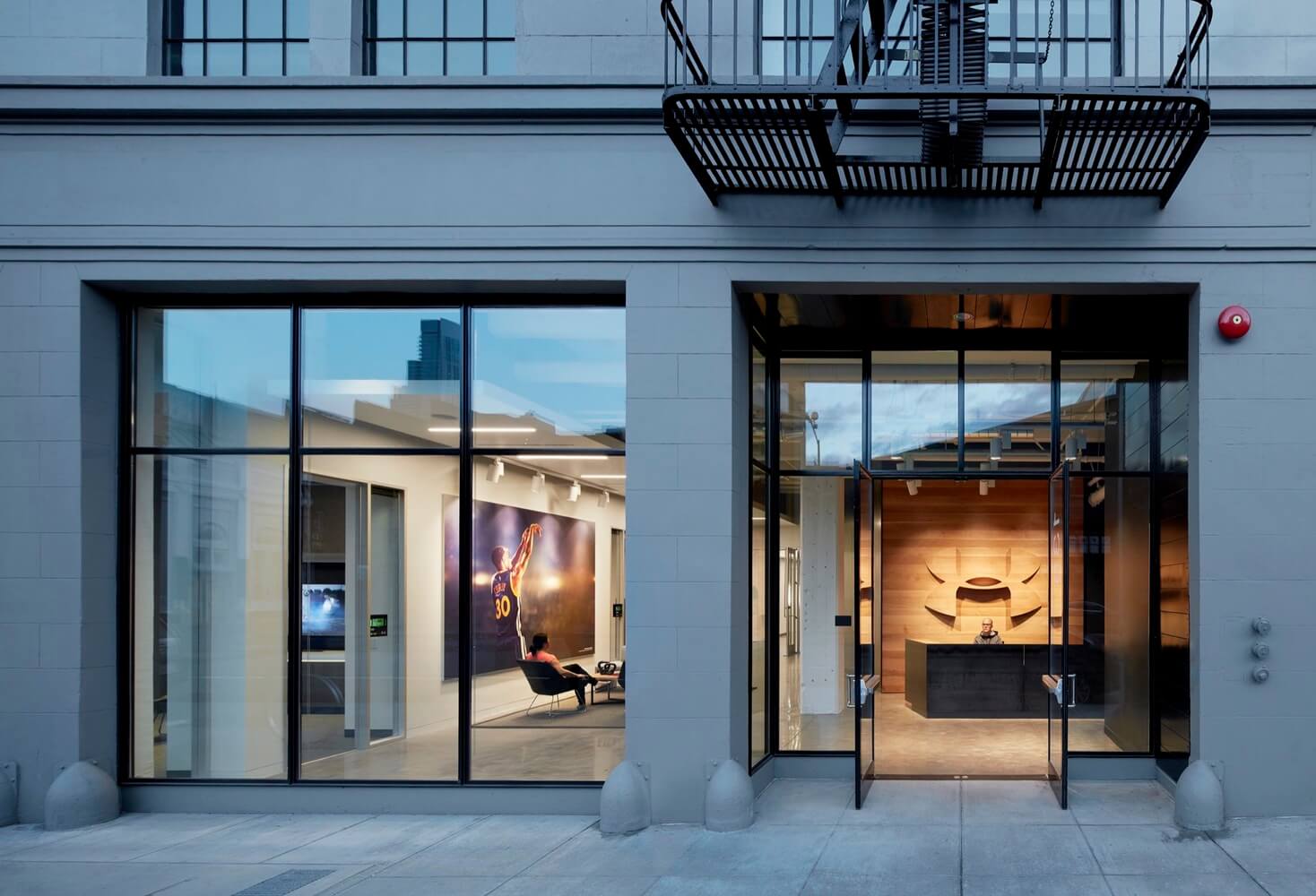 辦公空間,辦公室設計,建築改造辦公室設計,廠房改造,Under Armour辦公室設計