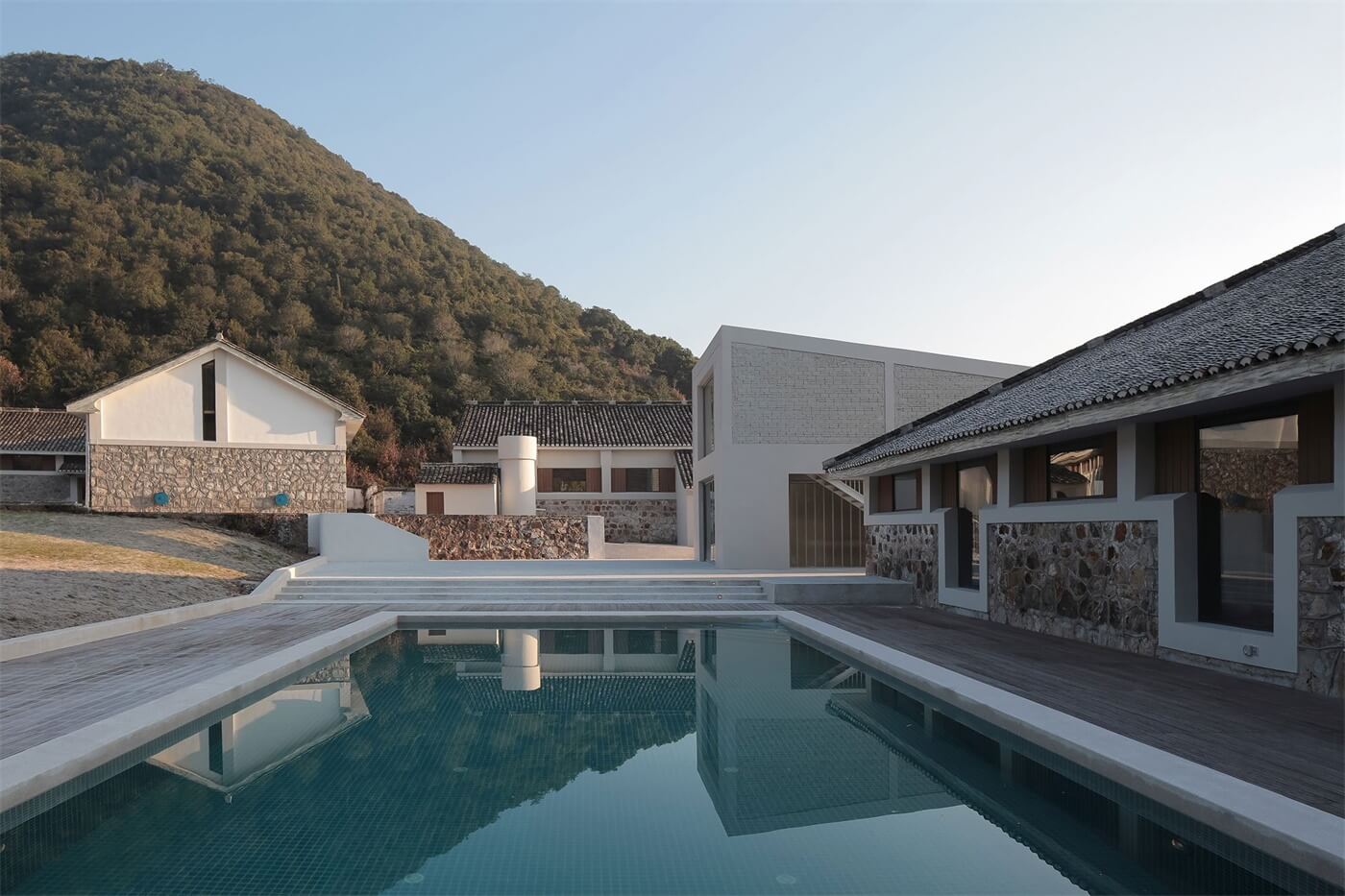 酒店空間，度假村設計，精品民宿設計，建築改造酒店設計，老糧倉改造，九熹•大樂之野，網紅民宿