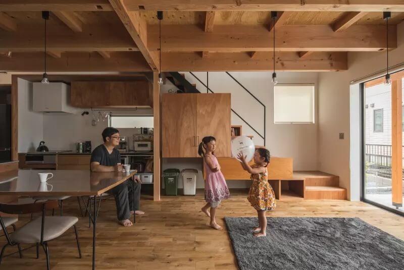 國外loft住宅設計,私人住宅空間,日本住宅設計,原木收納公寓設計,現代住宅設計,五口之家