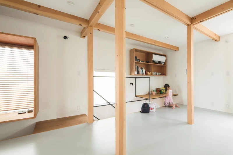 國外loft住宅設計,私人住宅空間,日本住宅設計,原木收納公寓設計,現代住宅設計,五口之家