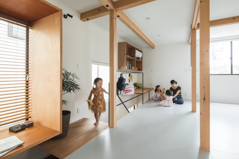 國外loft住宅設計，私人住宅空間，日本住宅設計，原木收納公寓設計，現代住宅設計，五口之家