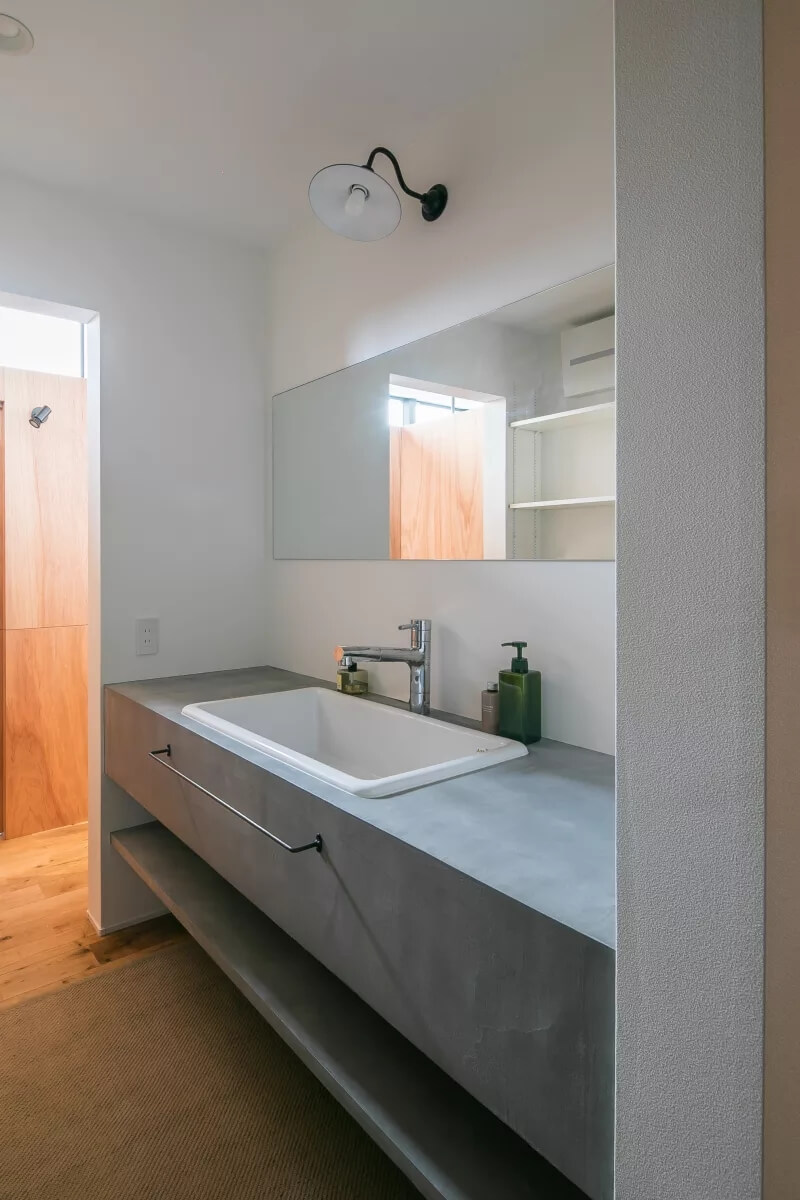 國外loft住宅設計,私人住宅空間,日本住宅設計,原木收納公寓設計,現代住宅設計,五口之家