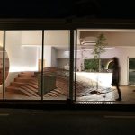 首爾這家咖啡館用一個7000塊磚組成的小山丘取代了傳統的座位