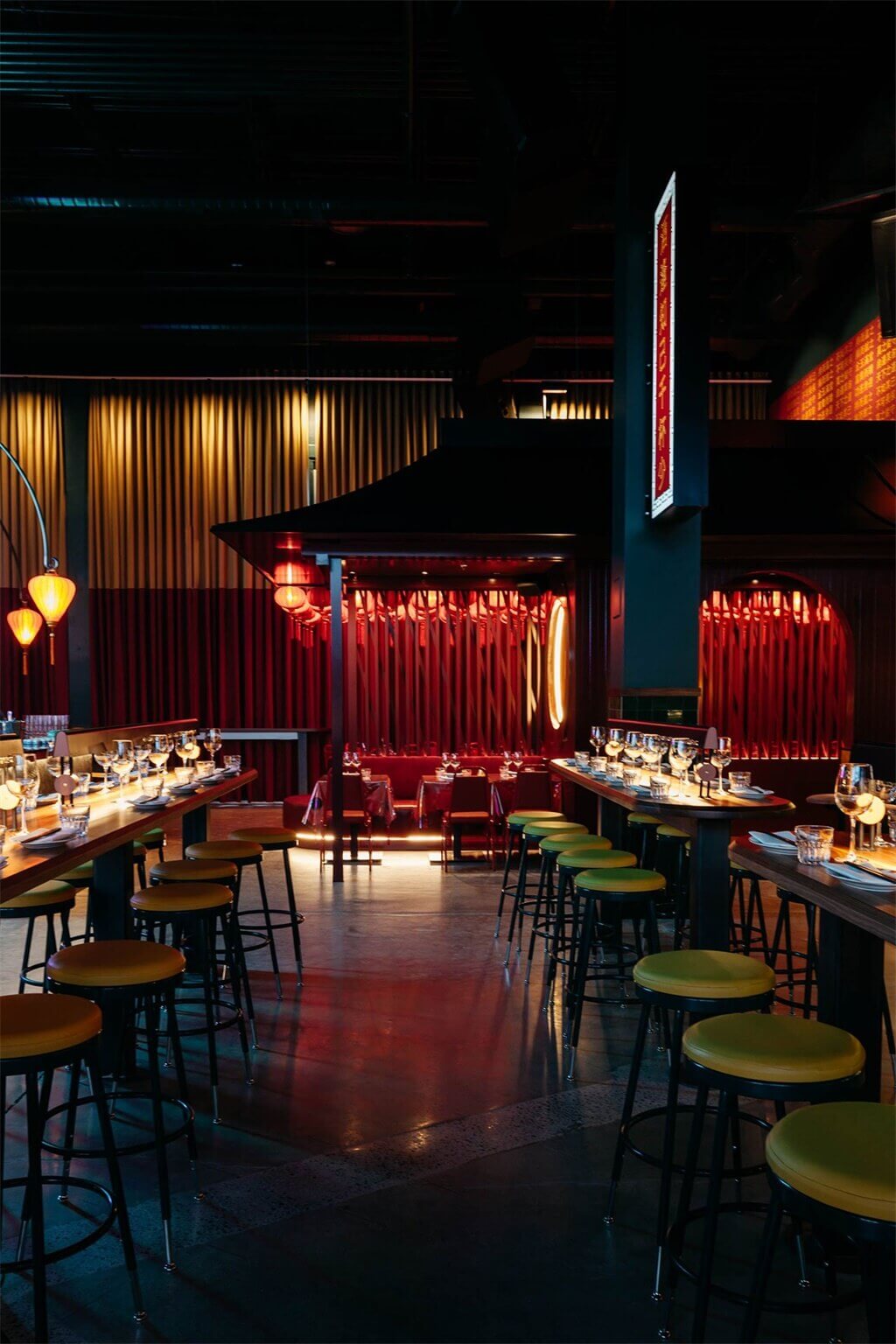 餐飲空間,懷舊港風,小酒館設計,王家衛電影《花樣年華》情調,Miss Wong