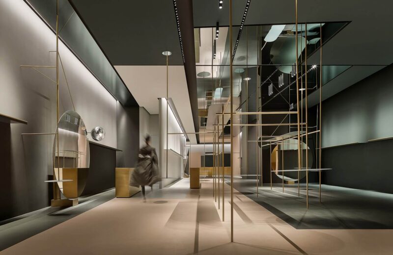 東倉建設，深圳KK Mall時尚精品旗艦店1 WOR設計