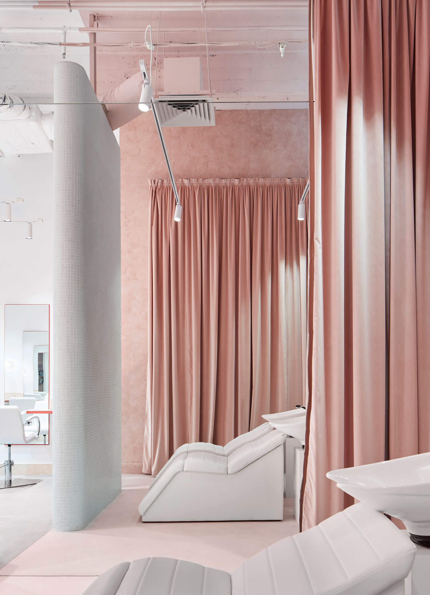 理發店設計,網紅店設計,粉色店麵設計,國外理發店設計