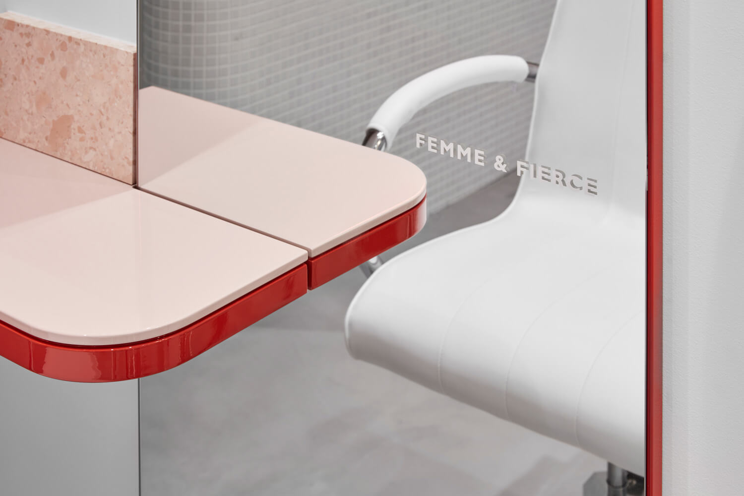 理發店設計,網紅店設計,粉色店麵設計,國外理發店設計