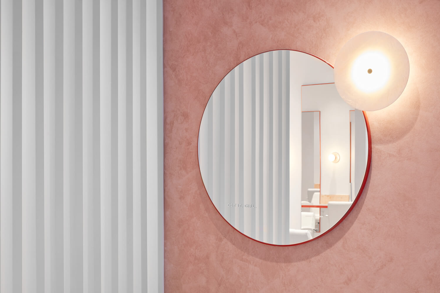 理發店設計,網紅店設計,粉色店麵設計,國外理發店設計