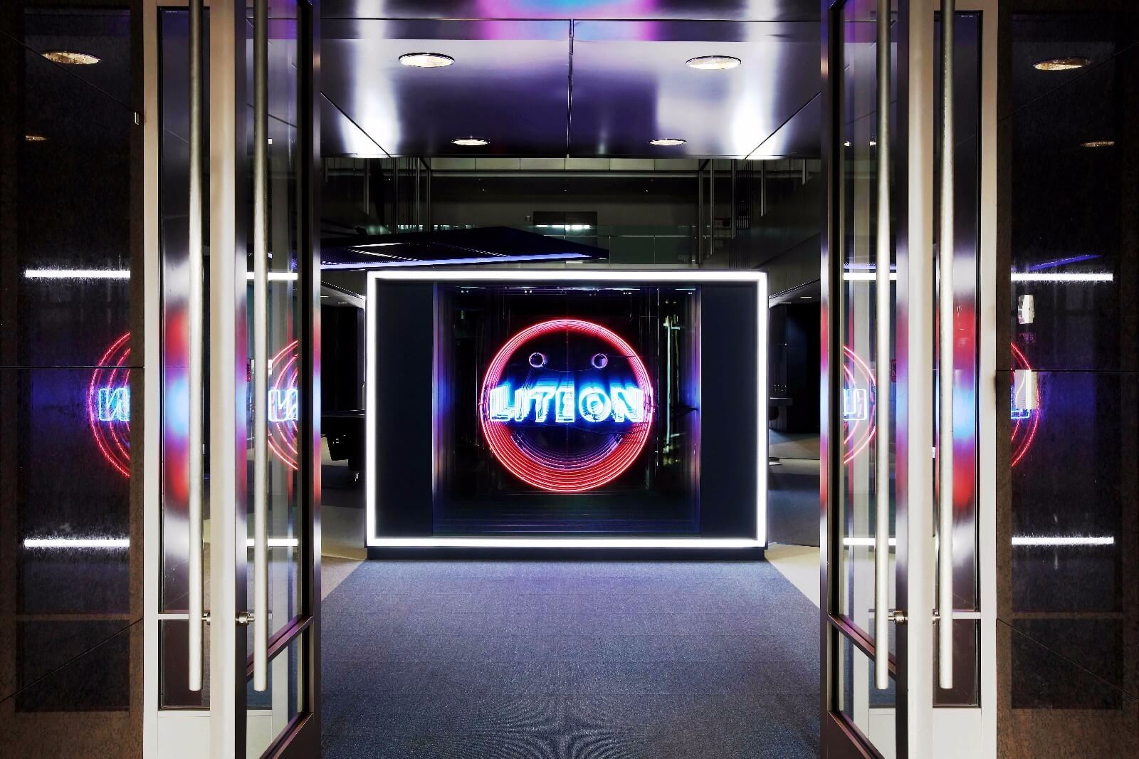 Light up辦公室，辦公室設計，台灣設計，燈光設計