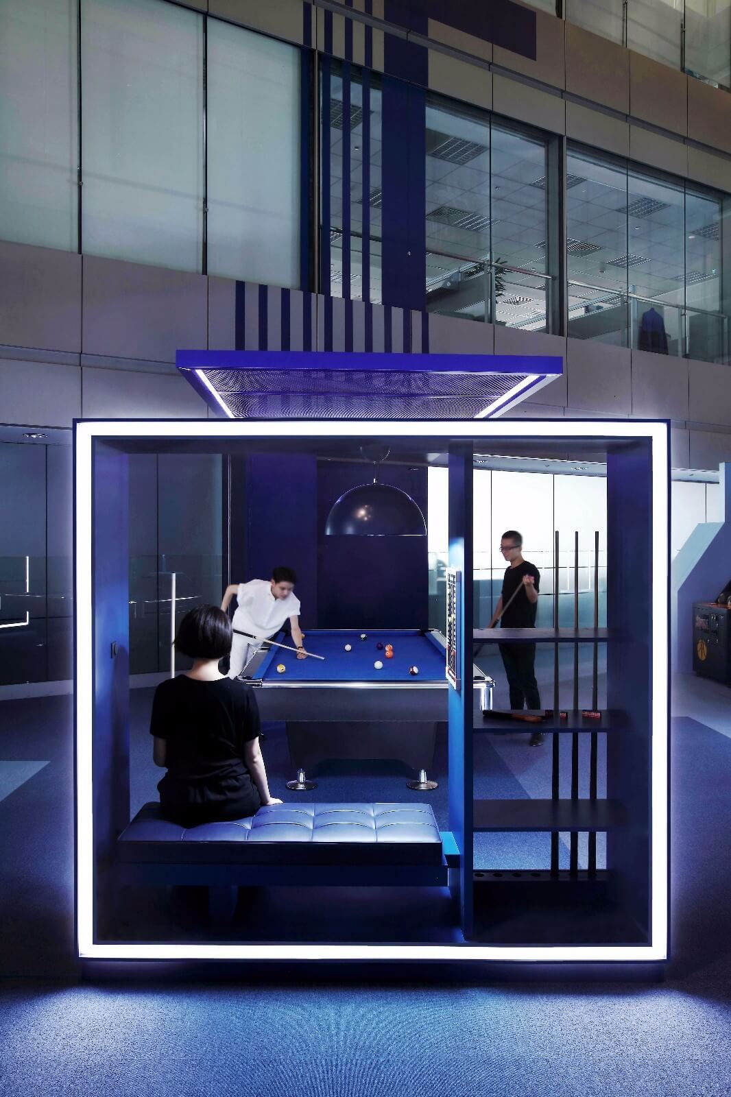 Light up辦公室，辦公室設計，台灣設計，燈光設計